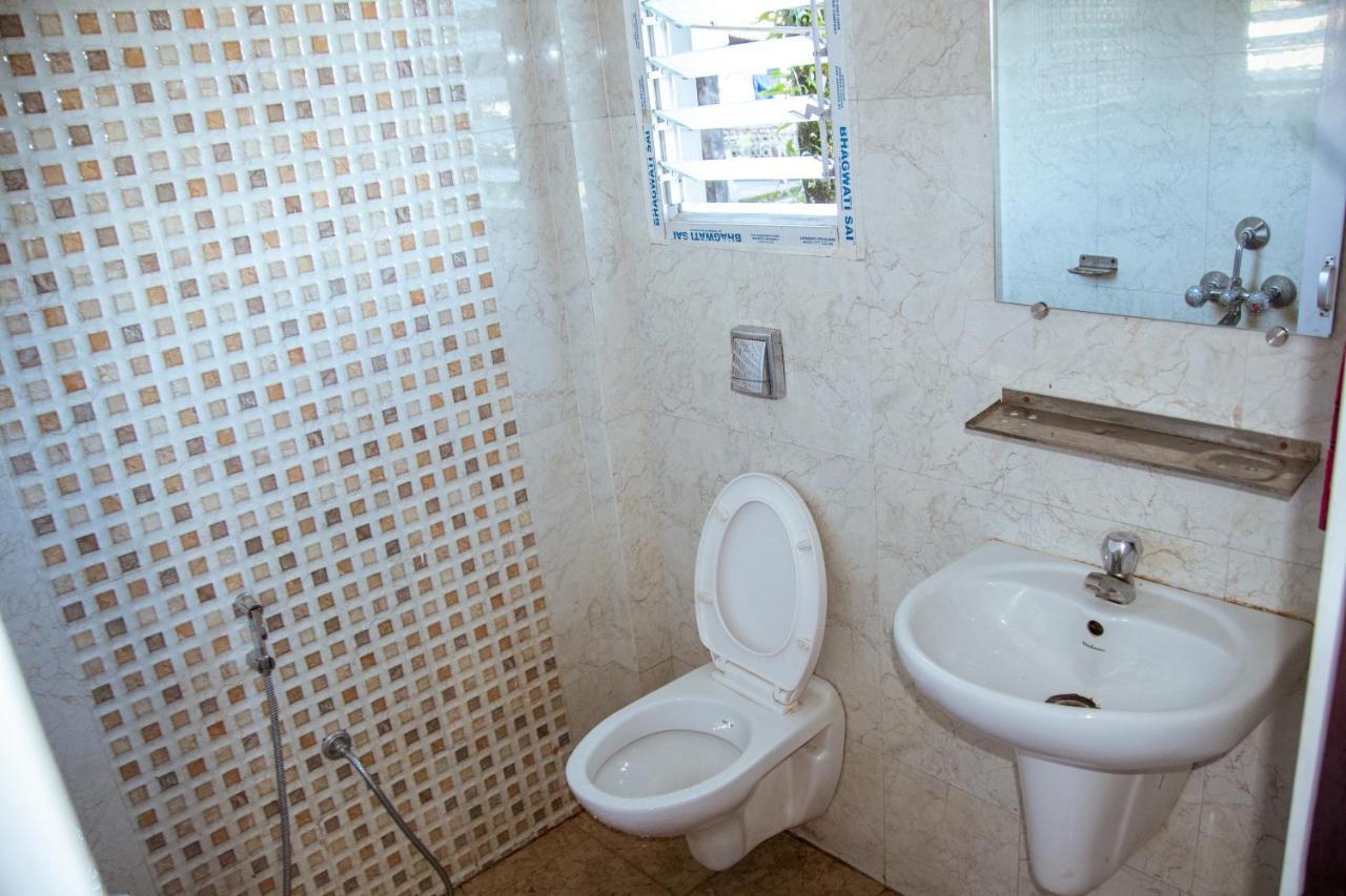 Hotel Nakshatra Karimganj Экстерьер фото