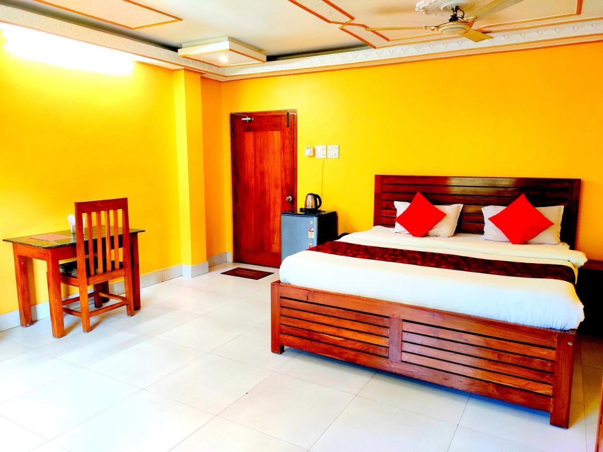 Hotel Nakshatra Karimganj Экстерьер фото