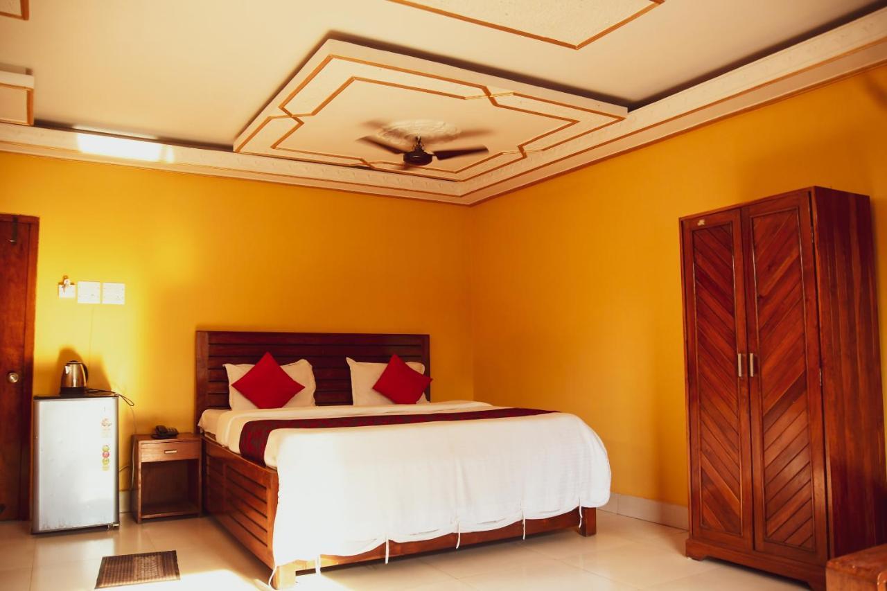 Hotel Nakshatra Karimganj Экстерьер фото