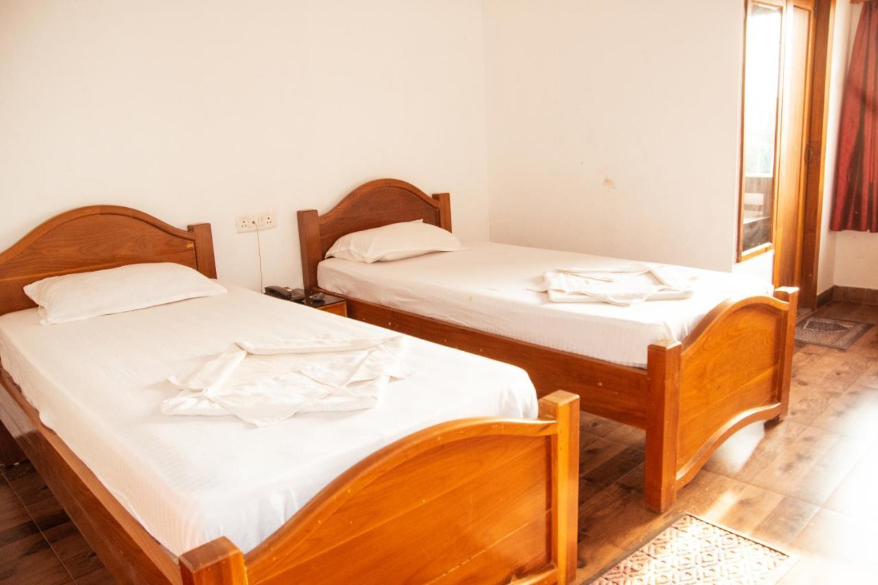 Hotel Nakshatra Karimganj Экстерьер фото