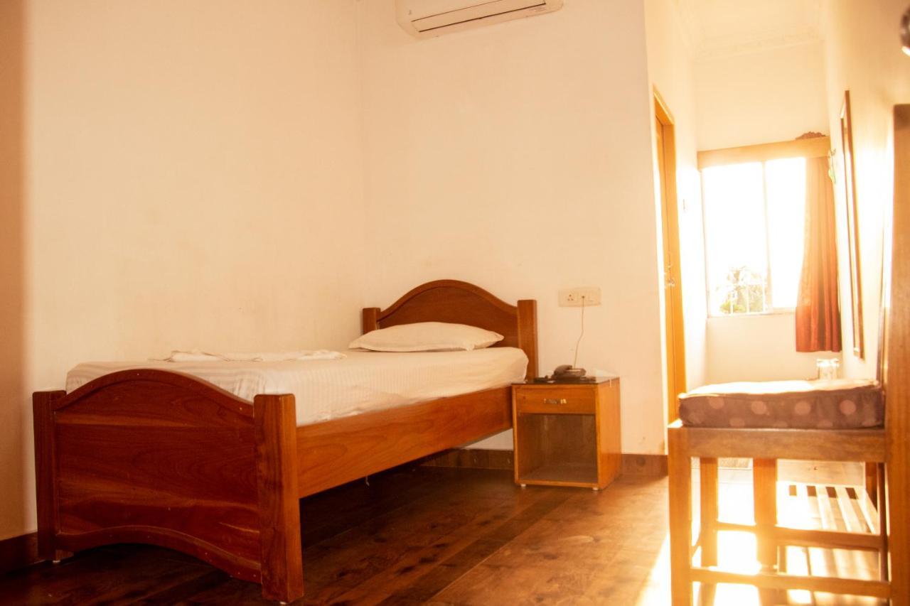 Hotel Nakshatra Karimganj Экстерьер фото